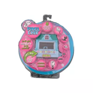 2005 Pixel Chix House 2D Girl 3D World Fashion Food Games Pets - Picture 1 of 1
