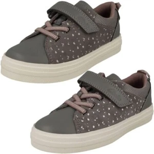 Mädchen Clarks Leder Sneaker Stil Haken & Schlaufe Sommer Freizeitschuhe Nova Beat K - Bild 1 von 19