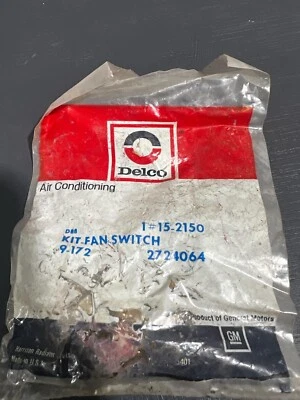 NOS Genuine OEM AC Delco Compressor Mounted Radiator Fan Switch 2724064 - Image 1 of 2