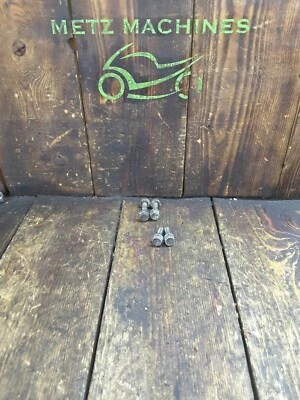 Suzuki Katana 600 GSX600F 1996 OEM cuadro riel/motor cuna pernos Foto 1 de 3