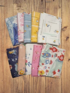 10 Fat Quarters - verschiedene Alice Down the Rabbit Hole Fat Quarter Konvolut - Bild 1 von 2