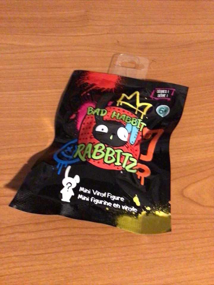 NUEVO 2025 Bad Habbit Rabbitz Mystery Innov8 Mini Figura Vinilo PAQUETE SELLADO Foto 1 de 3