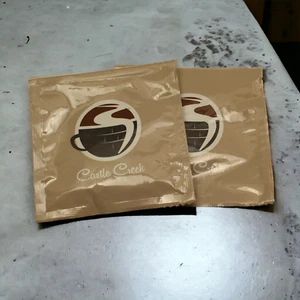 2 neue Castle Creek Einweg-Kaffeepaket Reisehotel - Bild 1 von 4
