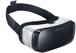 Samsung Gear VR Virtual Reality Headset ~ Neu & werkseitig versiegelt - Bild 1 von 2