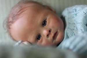 Reborn Baby Doll Awake Blue Eyes Soft Cloth Body Lifelike Hand Painted - Picture 1 of 6