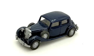 Wiking - blauer Mercedes Benz 260D - Maßstab 1:87 - Bild 1 von 6