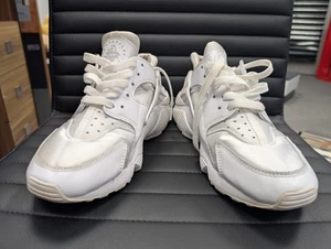 Nike Air Huarache White Lace Up Sneakers Size 6 (T11) - Picture 1 of 9