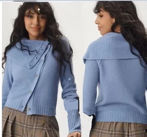 Pilcro asymmetrischer Knopf 2-fädig 100% Kaschmir blau Strickjacke Pullover Gr. S Small - Bild 1 von 5