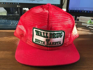 Vintage Wall Drug of South Dakota Red Snap Back Baseball Trucker Cap - Picture 1 of 6