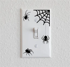 Adesivi Ragni e Web per interruttore luce adesivo divertente e spaventoso Halloween 1"-2" - Foto 1 di 1
