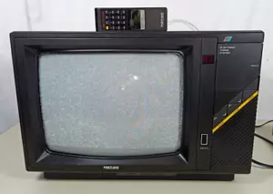 Vintage 1987 Portland Daewoo DCB-416F 13" CRT TV Television Wood Grain w/Remote - Picture 1 of 13
