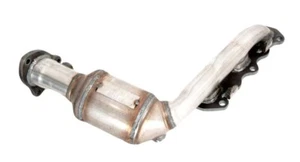 Suzuki Grand Vitara 2.7L Manifold Catalytic Converter 2006-2008 Left Side - Picture 1 of 1