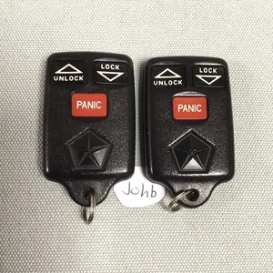 Pair Jeep Remote 56008761 56008762 Grand Cherokee Oem 96-98 Key GQ43VT7 Genuine - Picture 1 of 4