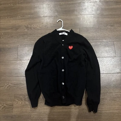 Cárdigan negro PLAY COMME DES GARCONS Foto 1 de 3