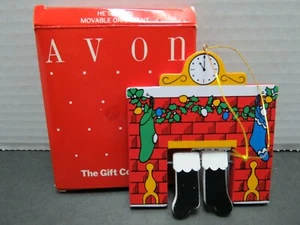 AVON - The Gift Collection - He's Here! Movable Ornament - Picture 1 of 6