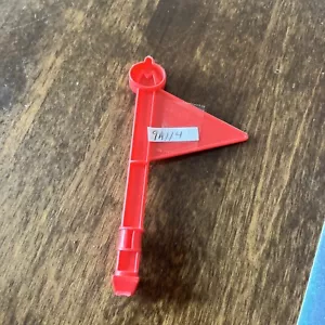 Hot Wheels GNM22 Mario Kart Bowsers Castle Chaos Part - Flag - Red - Picture 1 of 3
