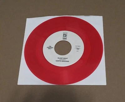 Garth Brooks Silent Night US Jukebox 7’’ 45 (Red Vinyl) - Image 1 of 2