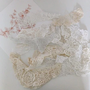 24 Vintage Lace Appliques Mixed Fabric Flower 1993 Cutter's Lot Scrapbooking - Picture 1 of 8