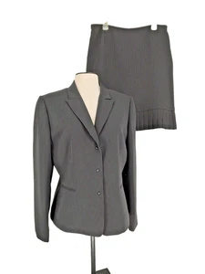 Tahari Woman's NEW Black Pinstripe Skirt Suit Size 16 Lined Ruffle Skirt Pockets - Picture 1 of 19