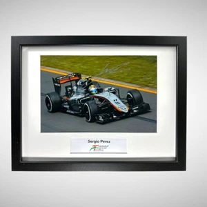Fotografía firmada por Sergio Pérez Sahara Force India Fórmula 1 - Imagen 1 de 6