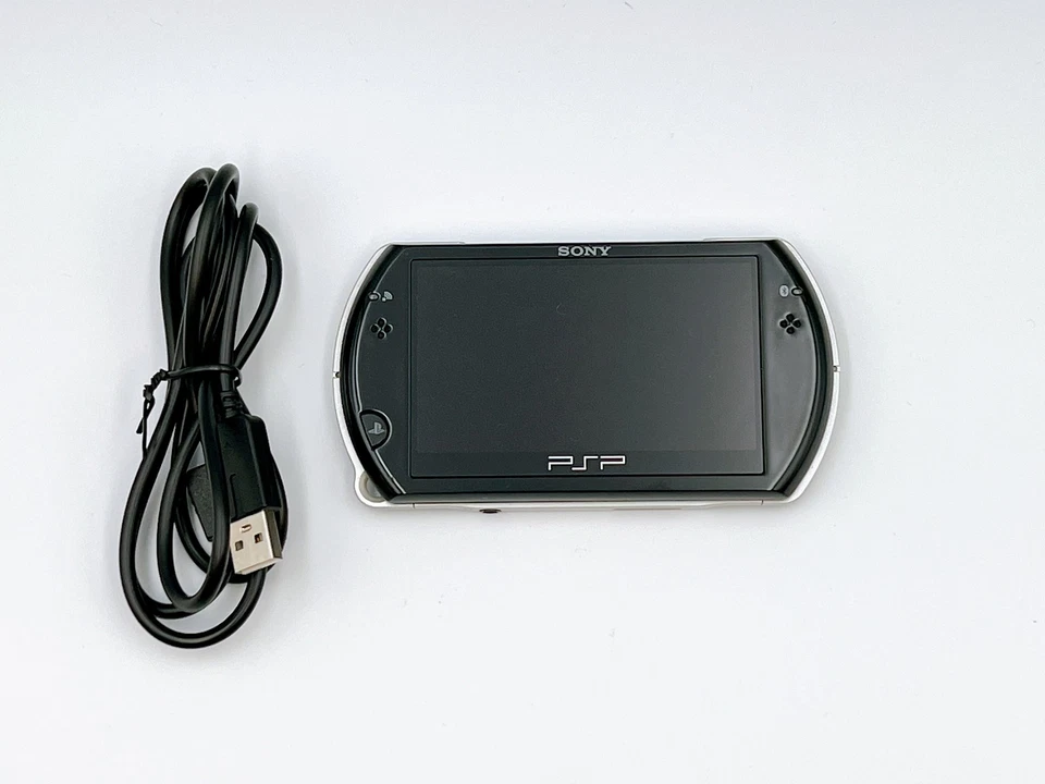 Sony PSP Go Console Piano Black PSP-N1000PB Japan Tested  Working  {Fast Ship} - Image 1 of 4