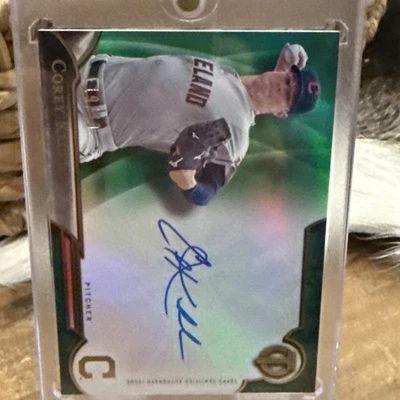 2016 Topps Tribute GREEN Corey Kluber #TACK 亲笔签名 /99 — 第 1/4 张图片