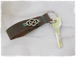 Nordischer Schlüsselanhänger Keltischer Knoten Schlüsselring Endlosknoten Schlüsselanhängsel Messing Infinity Keyfob - Bild 1 von 12