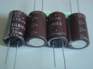 2 Stück 330uF 35V ELNA RFS COD 1805 SILMIC II AUDIO Capacitor +85°C RM7,5mm NEU - Bild 1 von 1