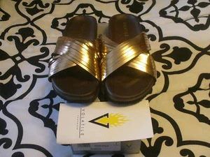 Sandalias para mujer GLITCH; muy volátiles oro rosa deslizantes talla 7m (1263648) nuevas con etiquetas  - Imagen 1 de 8