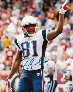 RANDY MOSS SIGNED AUTOGRAPH 8X10 PHOTO NEW ENGLAND PATRIOTS - Picture 1 of 1