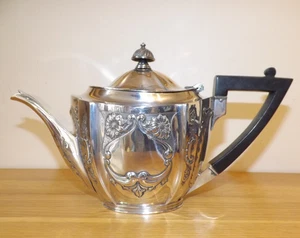 Mappin Brothers Antique Queens Plate Tea Pot With Embossed Decoration - Picture 1 of 9