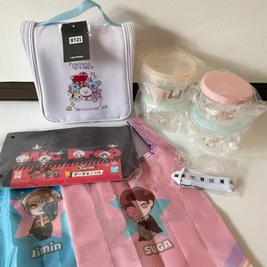 BT21 TinyTAN Hanging Pouch Plastic Containers with Lids Other Goods Set - Picture 1 of 8