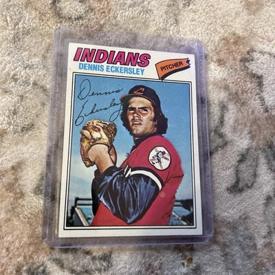 1977 Topps Dennis Eckersley #525 Salón de la fama Vintage Cleveland Indians Foto 1 de 2
