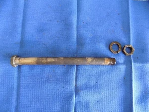 1979 Yamaha YZ125f Swingarm Pivot Shaft Bolt Pin - Foto 1 di 3