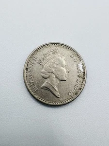 1990 United Kingdom 5 Pence Queen Elizabeth II Coin - Picture 1 of 2