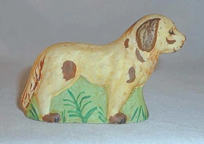 Composición pintada policromada de finales de 1900 arte popular perro de pie por Dierwechter Foto 1 de 4