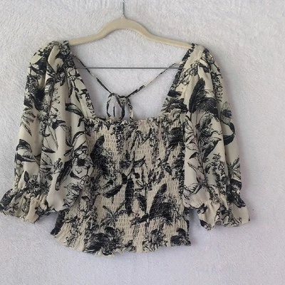 Blusa para mujer By Together con cuello cuadrado floral blanco y negro talla S Foto 1 de 4