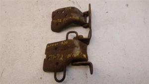 Passenger Right Upper & Lower Door Hinge Set for 71-73 Ford Mustang - Picture 1 of 3