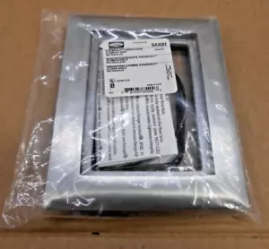 HUBBELL SA3083 SCRUBSHIELD CARPET FLANGE ALUMINUM 1 GANG RECTANGULAR - Picture 1 of 3