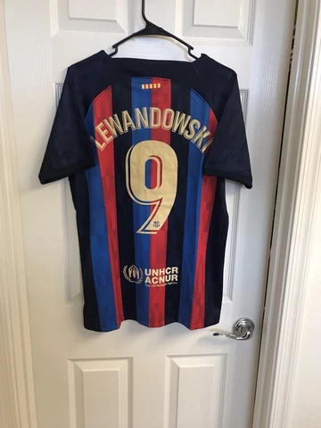 Jersey Del Barcelona #9 LEWANDOWSKI Cover