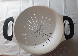 Kitchenaid 5-quart Colander, White with Black Handles - Picture 1 of 4