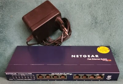 Netgear FS108 8-Port Fast Ethernet Switch - Bild 1 von 3
