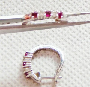 14ct WHITE GOLD RUBY & DIAMOND HUGGIE HOOP EARRINGS 2.4gms ~ E0167 - Picture 1 of 9
