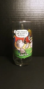 CAMP SNOOPY COLLECTION 1965 MCDONALDS PEANUTS GLASS VINTAGE - Picture 1 of 8