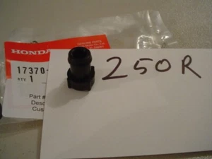 *1EA OEM HONDA PLUG/CAP VENT HOSE CT110 17370-382-870 (00250R) - Picture 1 of 1