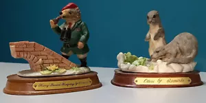 Leonardo Collection - a pair of figurines Otters & Harry 'Bomber' Hedgehog - Picture 1 of 11