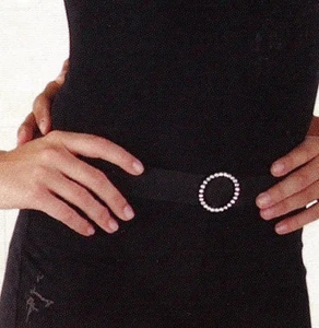 NUEVO CON ETIQUETAS Cinturón Elástico Negro Hebilla de Estrás Falso Niños/Damas Talla Hipalignment - Imagen 1 de 4