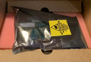 Dell KD414 PX2510401 QLogic 4Gb QLE2460 Fibre Channel Adapter PCI-E Card - NEW - Picture 1 of 3