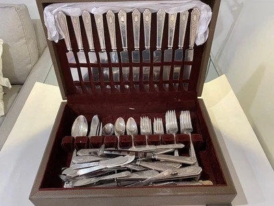 Treasure 1921 Sterling Silver Flatware Set - 91pcs Foto 1 de 4