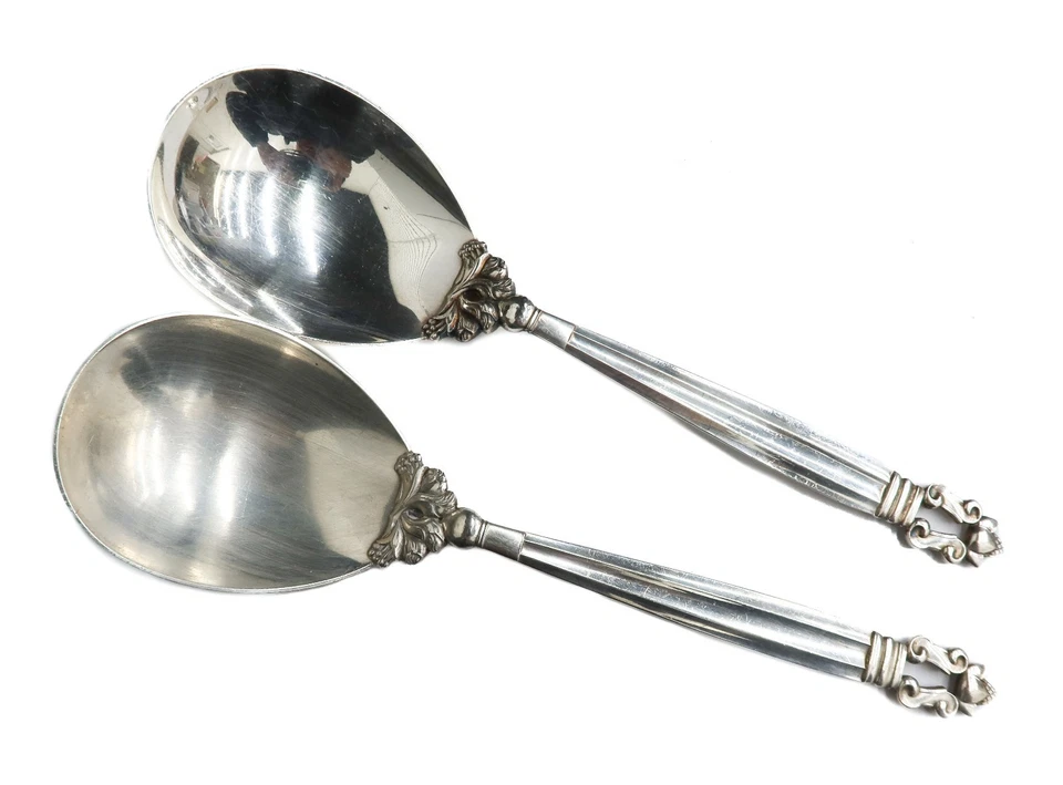 Par de cucharas para ensalada Georg Jensen de plata de ley en bellota mediados de siglo Foto 1 de 4